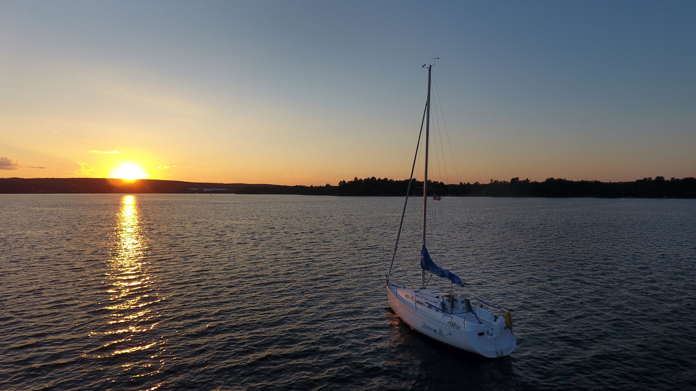 MyMine Boat - Sailboat at sunset - servizio di tracking per barche